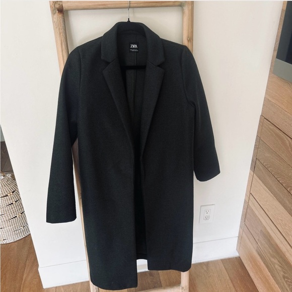 ✨ 2 ZARA MINIMALIST COATS✨ - Picture 2 of 4